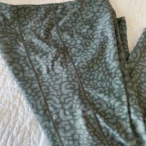 Green Patterned Leggings